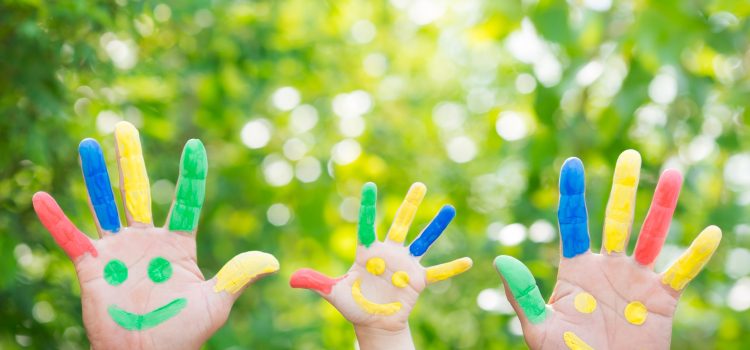It's possible to throw a kid's birthday party on a budget--and make sure everyone has fun