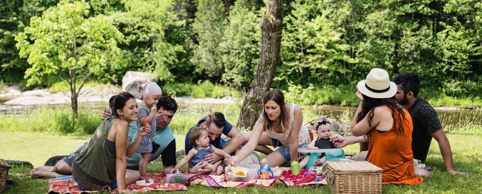 These inexpensive summer activities are fun for kids and adults.