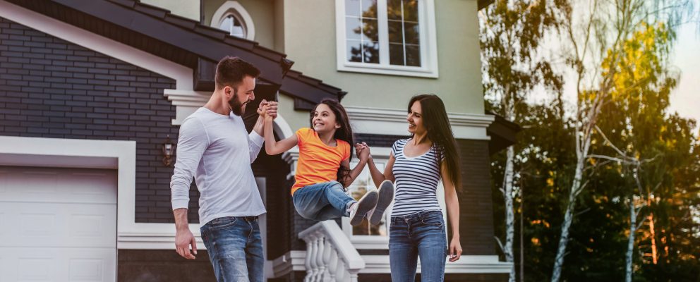 If you're looking for a bank account for busy families, this article can help.